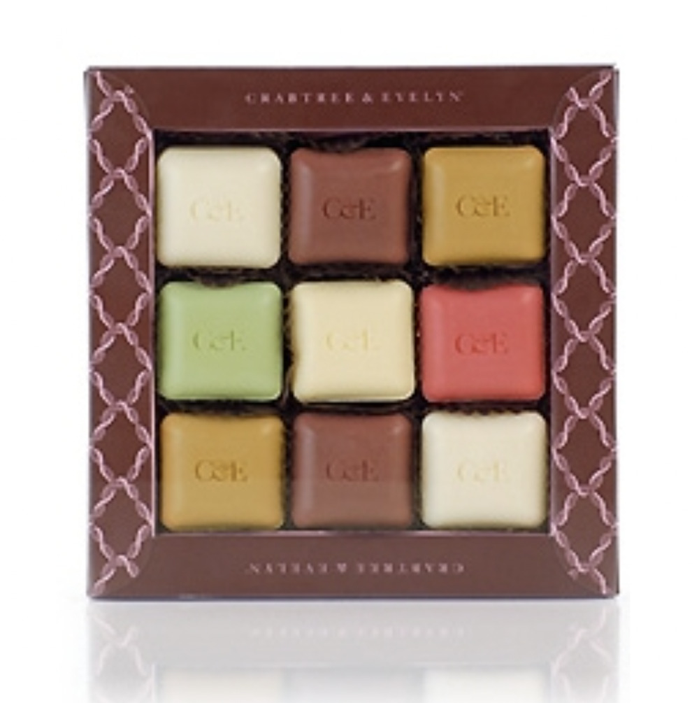 Crabtree Evelyn Tout Bon! Rare Vintage Set of Bon Bon themed 9 Soaps
